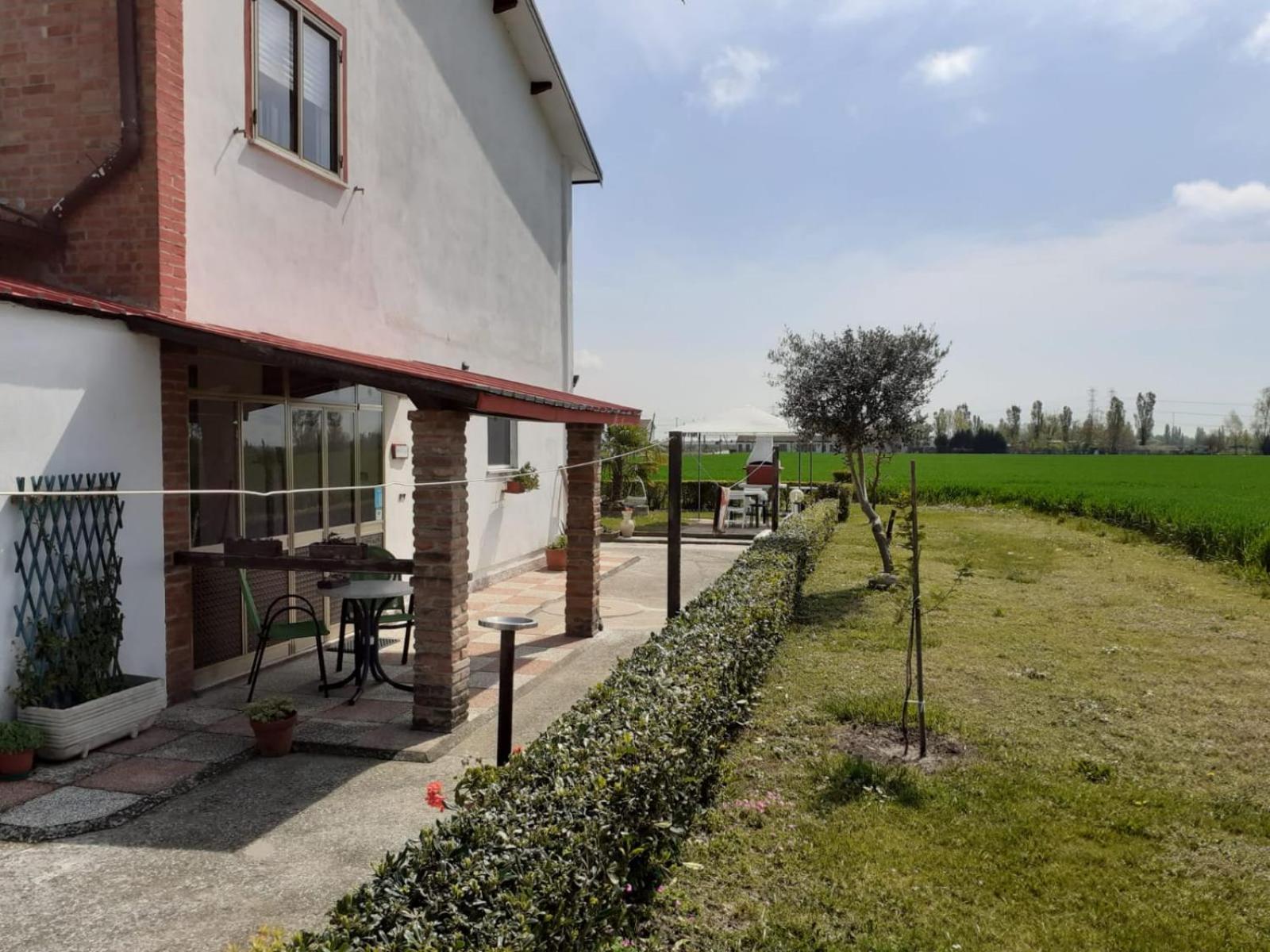 Locazione Turistica Girasole Villa Porto Tolle Exteriör bild